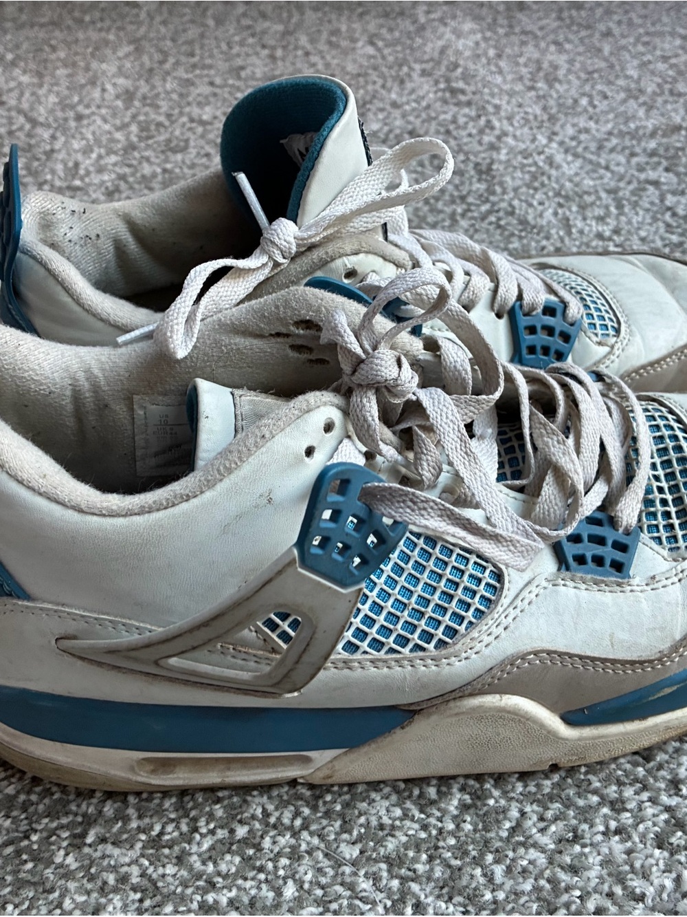 Nike Air Men's Size 10 Blue and White